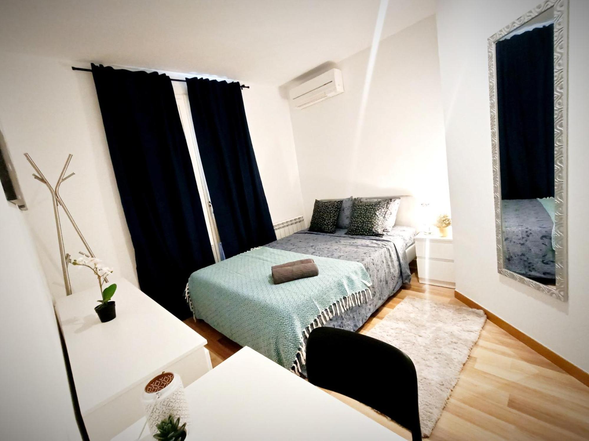 Private Rooms By La Rambla Barcelona Eksteriør bilde