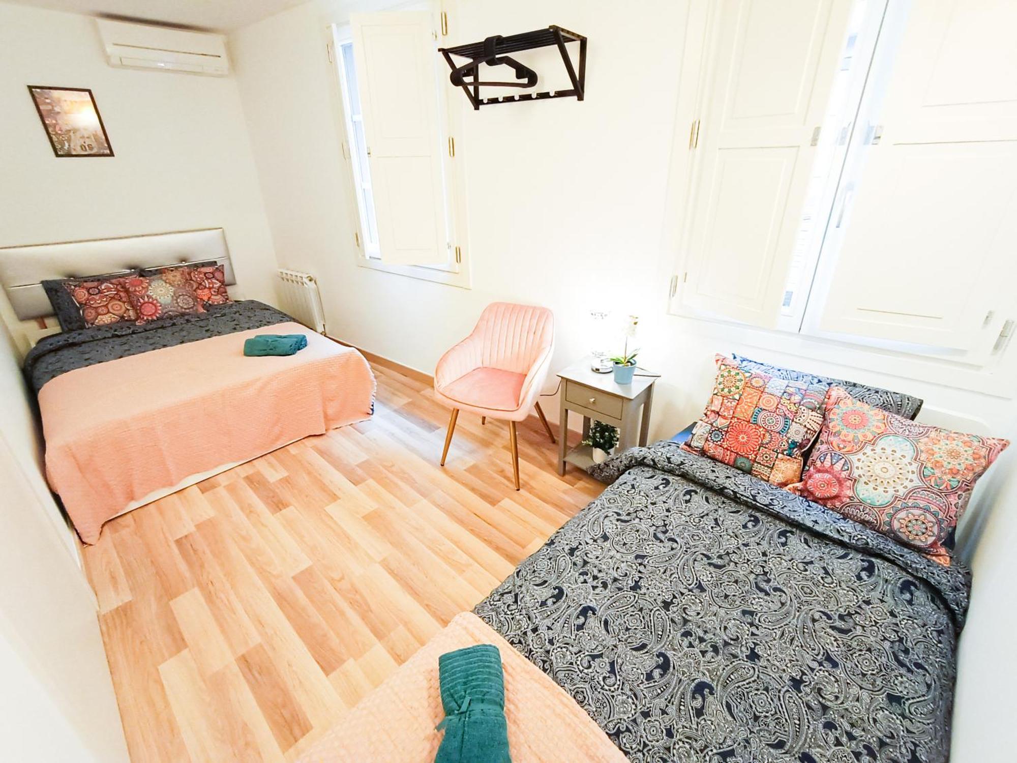 Private Rooms By La Rambla Barcelona Eksteriør bilde