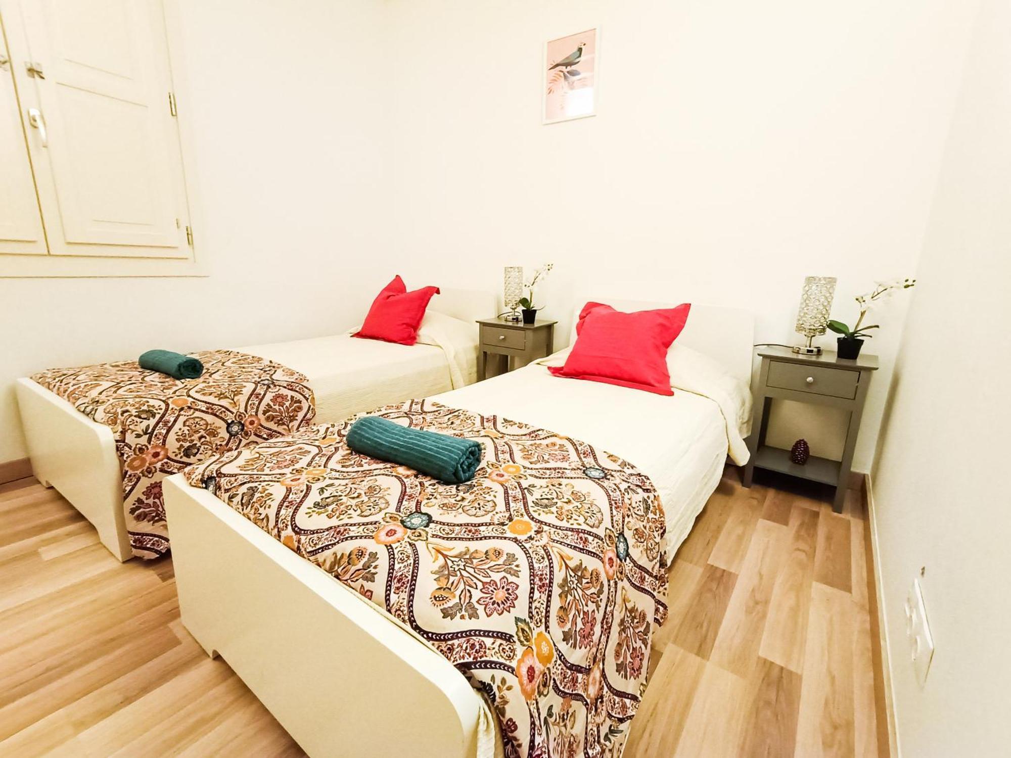 Private Rooms By La Rambla Barcelona Eksteriør bilde